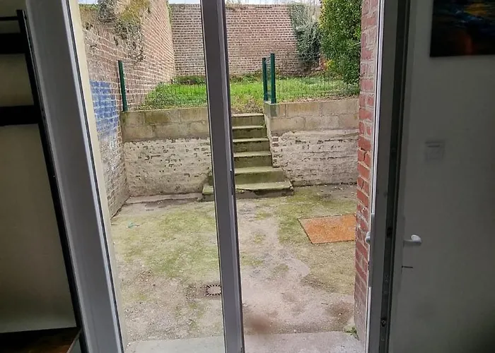 Studio Jasmin Avec Jardin, Renove