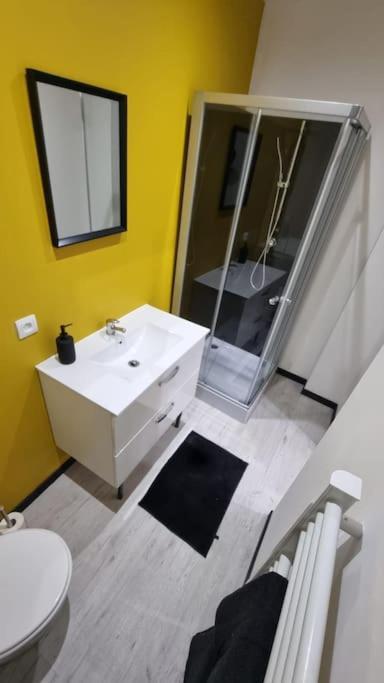 Apartment Jasmin Avec Jardin, Renove